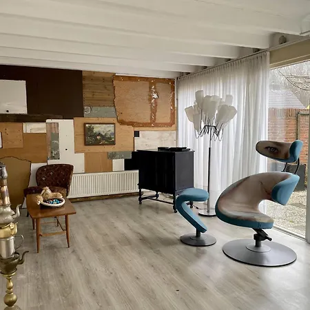 Holiday Home In Noordwijkerhout By Lake Сasa de vacaciones Noordwijkerhout