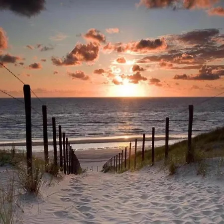 Holiday Home In Noordwijkerhout By Lake Noordwijkerhout