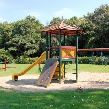 Holiday Home In Noordwijkerhout By Lake Noordwijkerhout