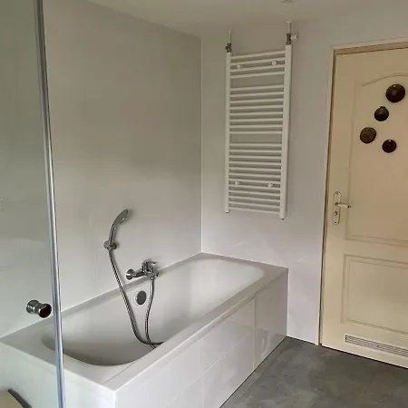 Holiday Home In Noordwijkerhout By Lake *