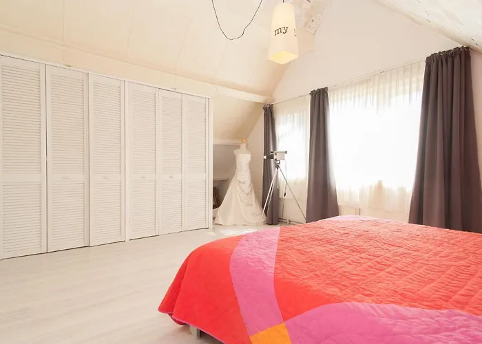 Holiday Home In Noordwijkerhout By Lake * Noordwijkerhout